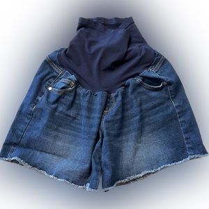 Secret Fit Belly Cuffed Maternity Shorts | Motherhood Maternity